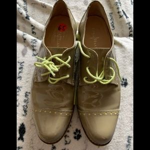 Cole Haan woman’s tip Oxford wingtips patent leather lace up shoes size 6.5